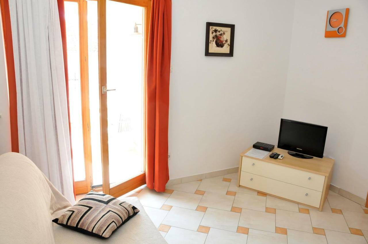 Apartments Toic Cres Εξωτερικό φωτογραφία